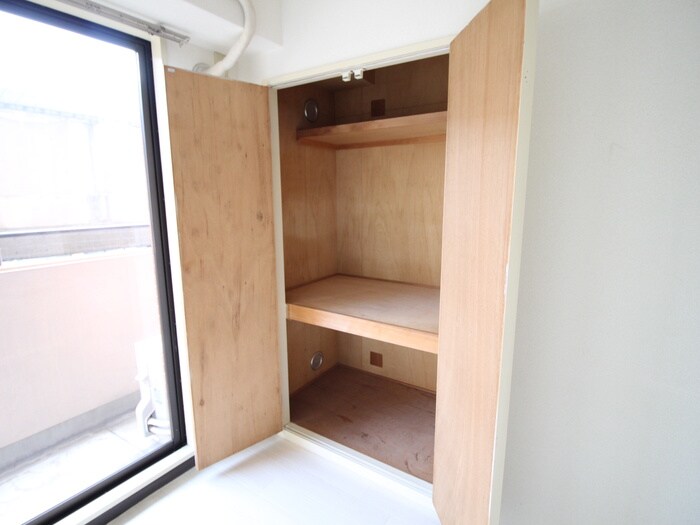 物件内観写真22　(収納)