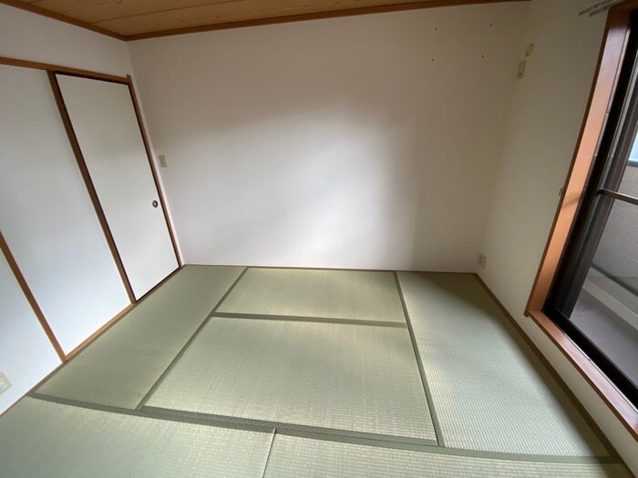 物件内観写真11　(居室)