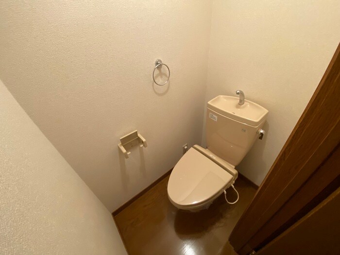 物件内観写真15　(トイレ)