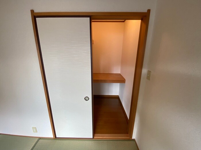 物件内観写真17　(収納)