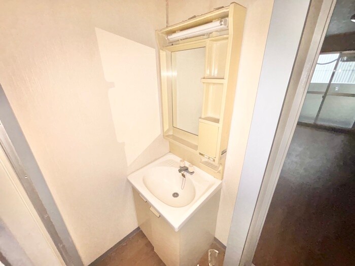 物件内観写真10　(洗面)