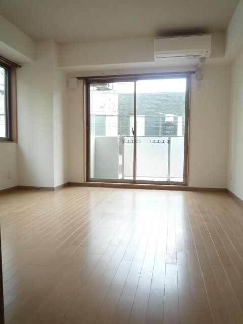 物件内観写真12　(居室)