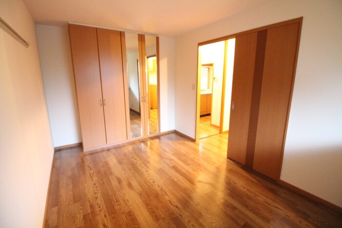 物件内観写真12　(居室)