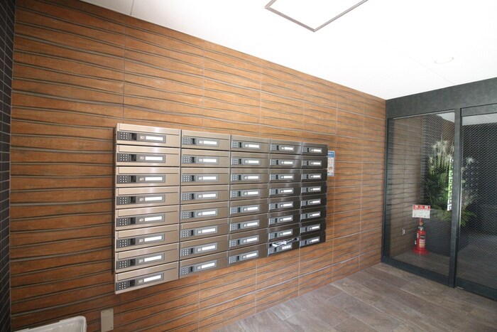 物件外観写真4　(建物設備)