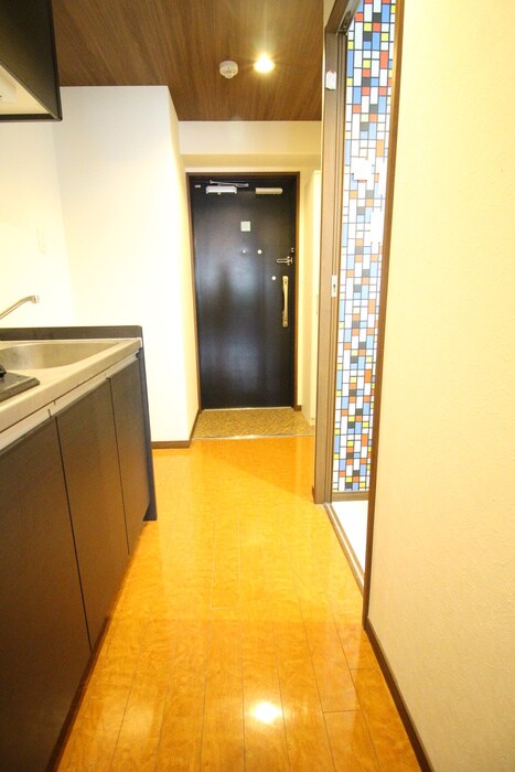 物件内観写真14　(玄関)