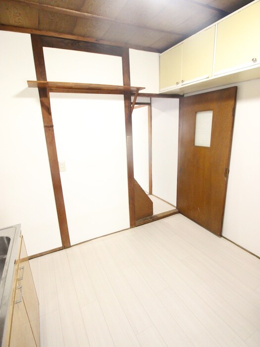 物件内観写真11　(居室)