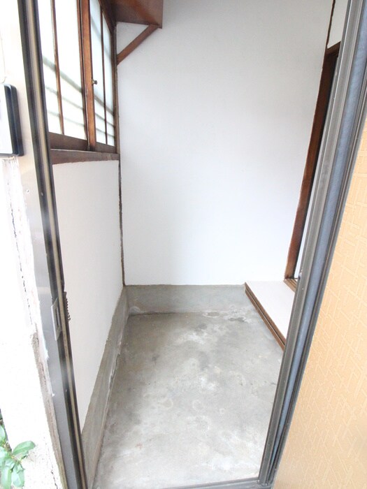 物件内観写真19　(玄関)