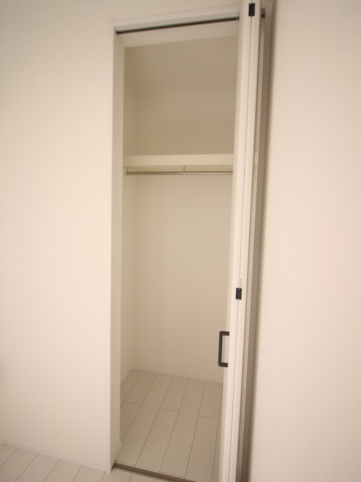 物件内観写真13　(収納)