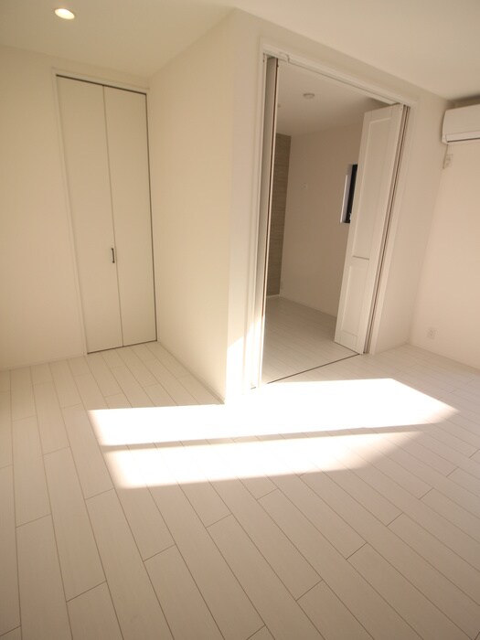 物件内観写真15　(居室)