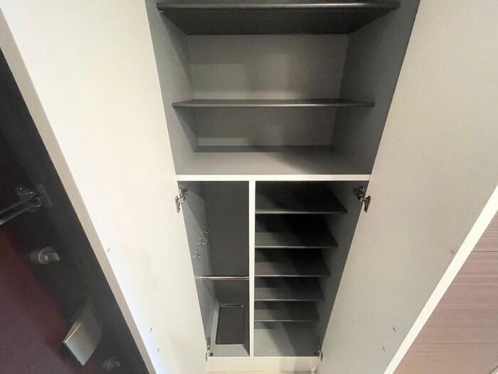 物件内観写真19　(靴箱)