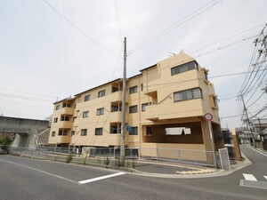 ピュアメゾントリイ外観写真