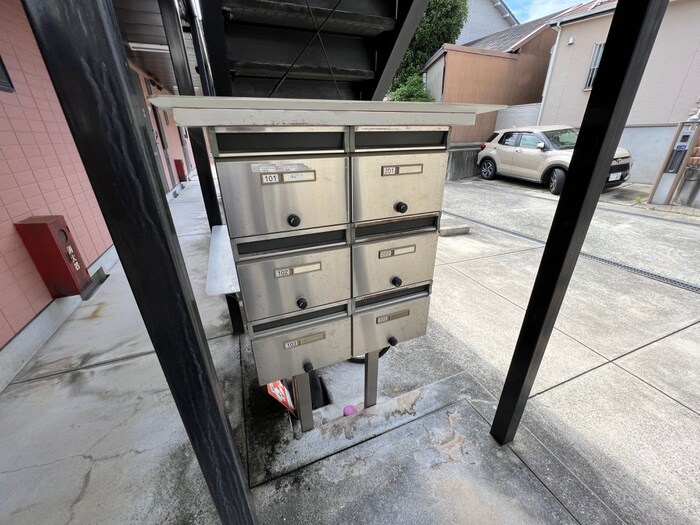 物件外観写真6　(建物設備)