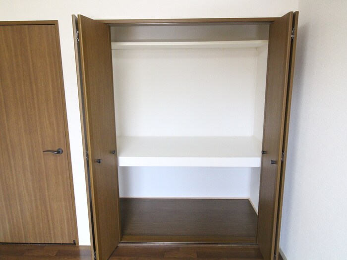 物件内観写真13　(収納)