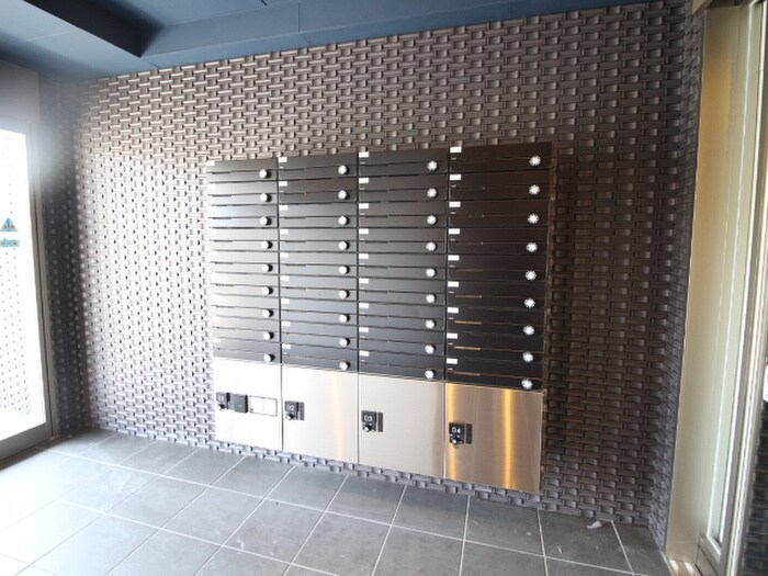 物件外観写真6　(建物設備)