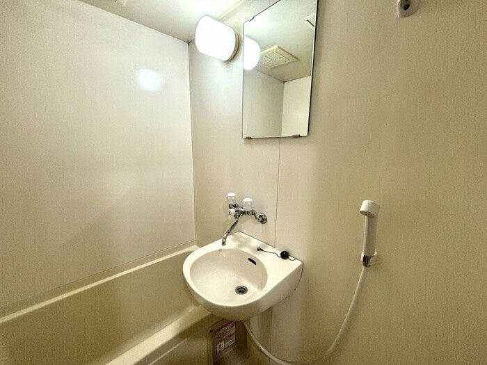 物件内観写真6　(洗面)