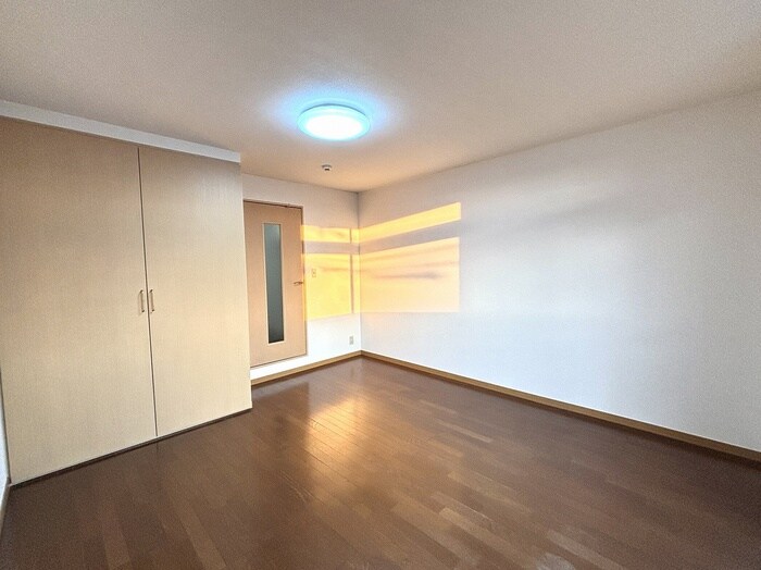 物件内観写真12　(居室)