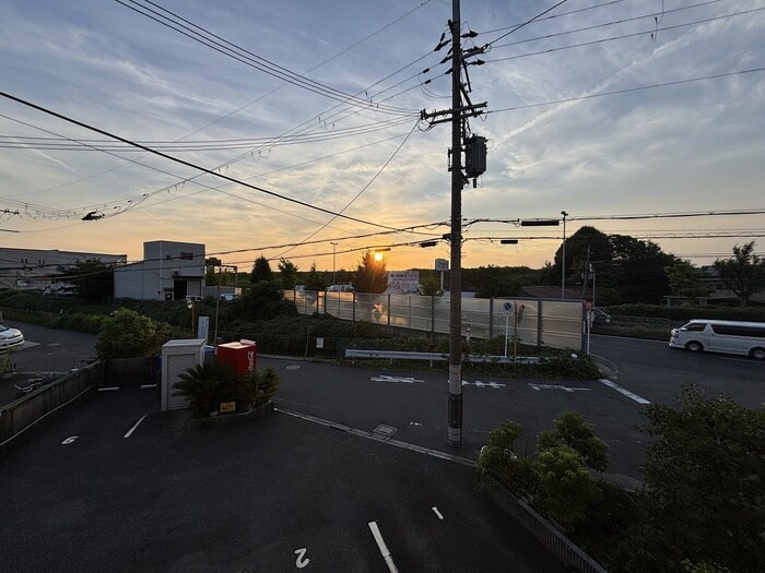 物件内観写真19　(室内からの展望)