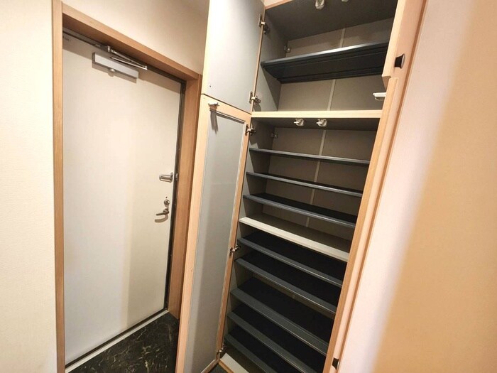 物件内観写真21　(靴箱)