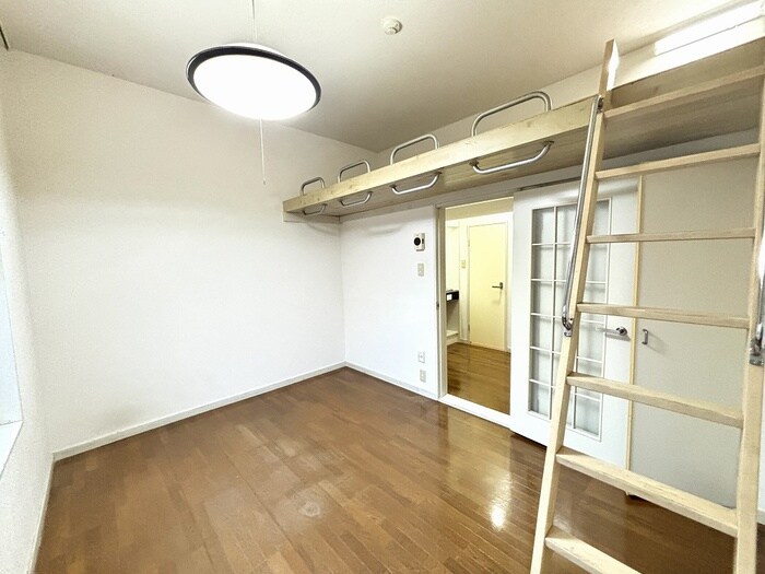 物件内観写真11　(居室)