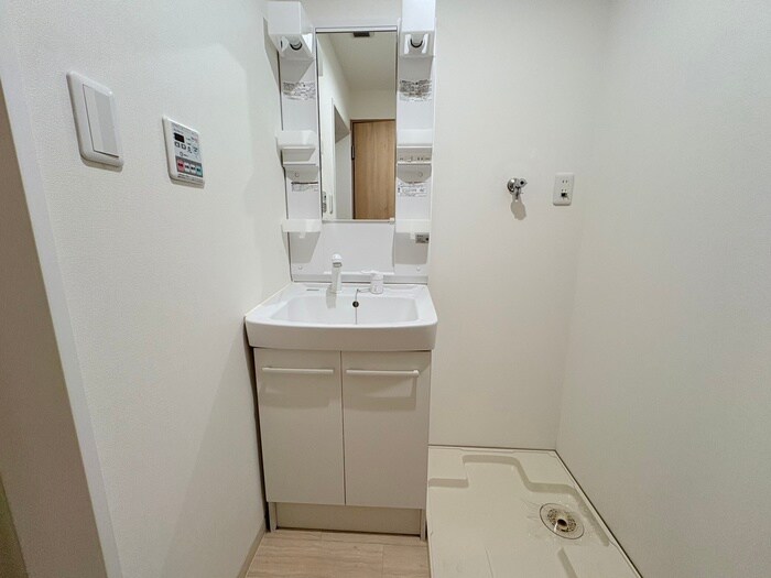 物件内観写真13　(洗面)