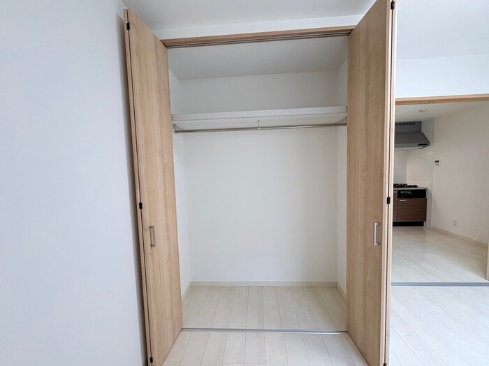 物件内観写真16　(収納)