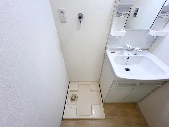 物件内観写真17　(洗濯機置場)