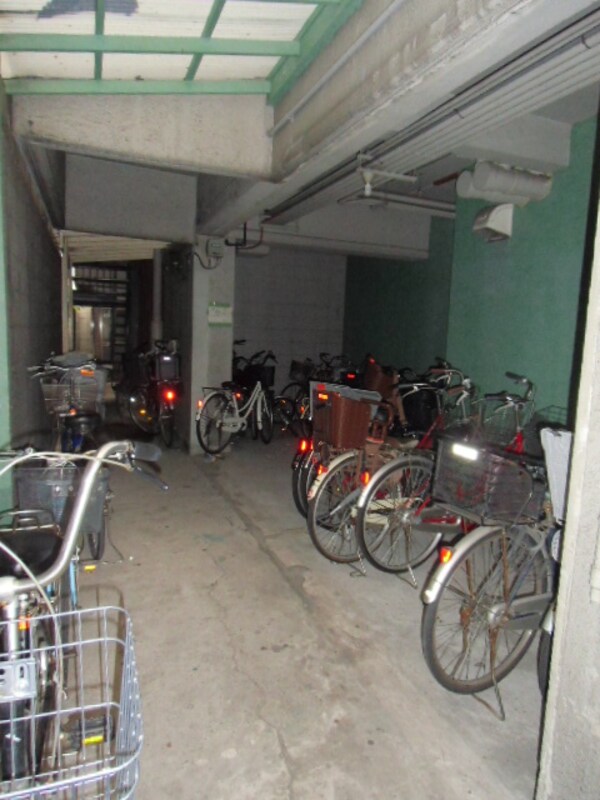 駐輪場