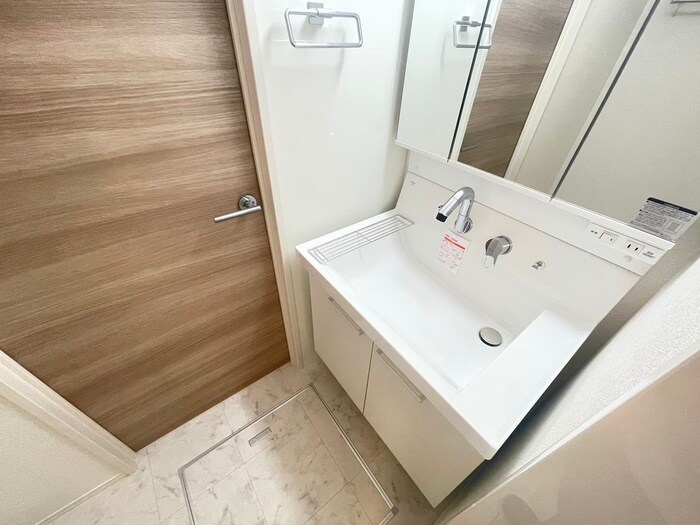 物件内観写真12　(洗面)