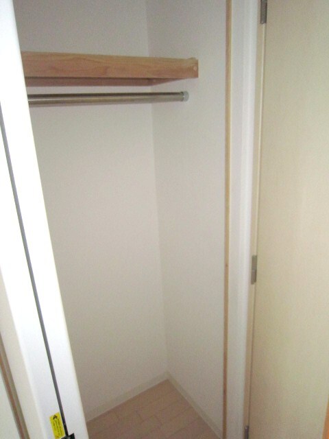 物件内観写真7　(収納)