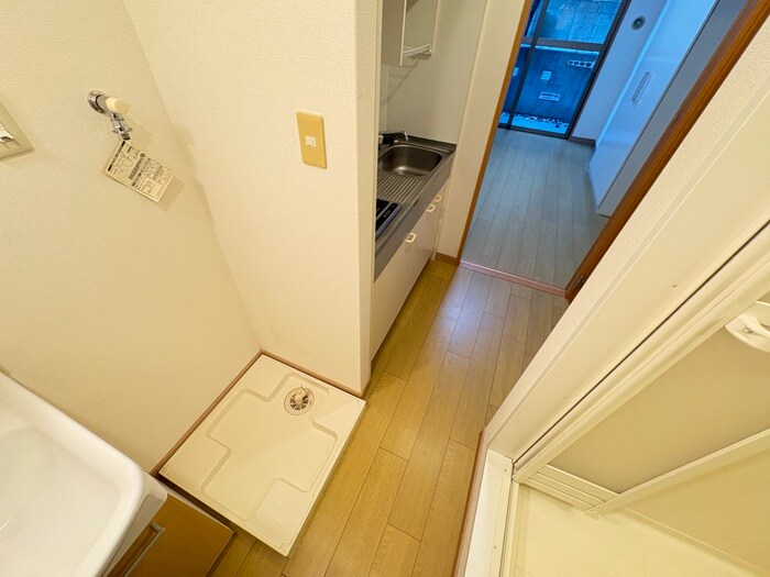 物件内観写真10　(廊下)