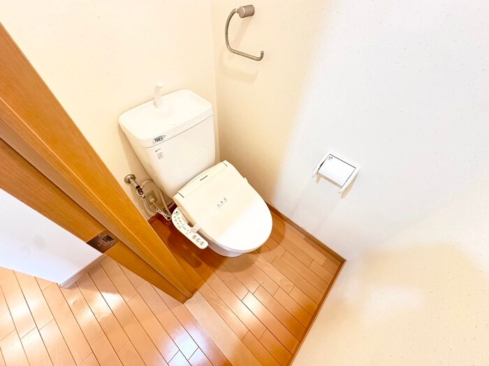 物件内観写真13　(トイレ)