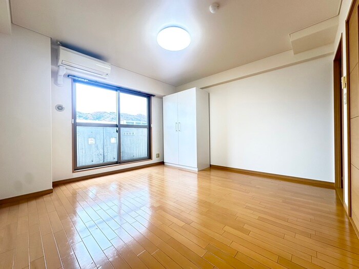 物件内観写真15　(居室)