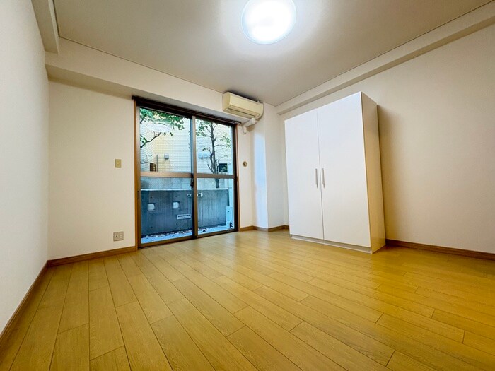 物件内観写真19　(居室)