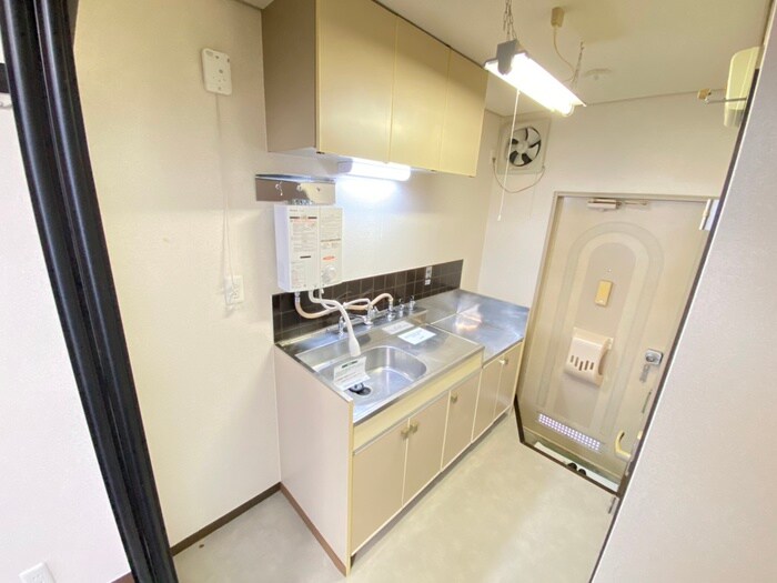 物件内観写真10　(キッチン)