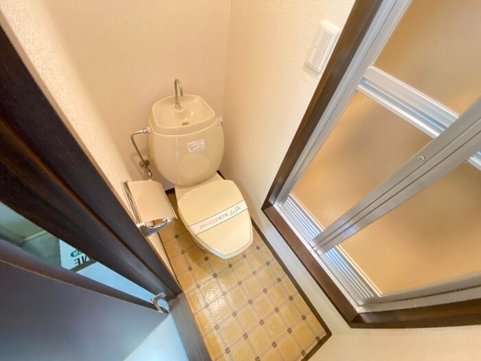 物件内観写真12　(トイレ)