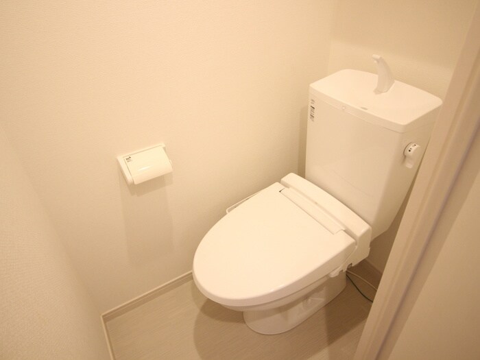 物件内観写真16　(トイレ)