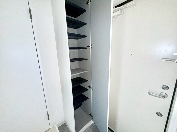 物件内観写真17　(靴箱)