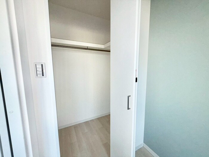 物件内観写真18　(収納)