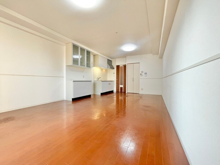 ロイヤルパ－クス桃坂の居室