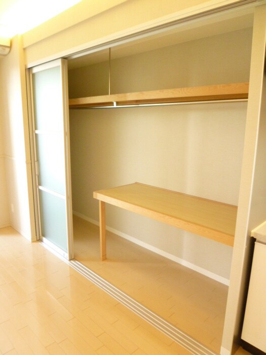 物件内観写真9　(収納)