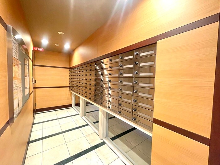 ロイヤルパ－クス桃坂の建物設備