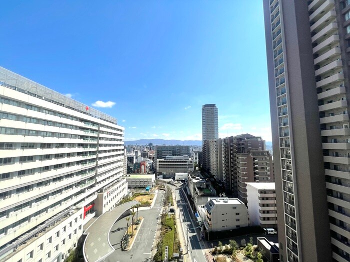 物件内観写真21　(室内からの展望)