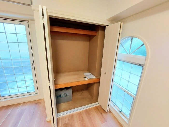 物件内観写真12　(収納)
