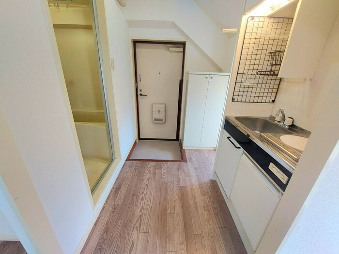 物件内観写真15　(廊下)