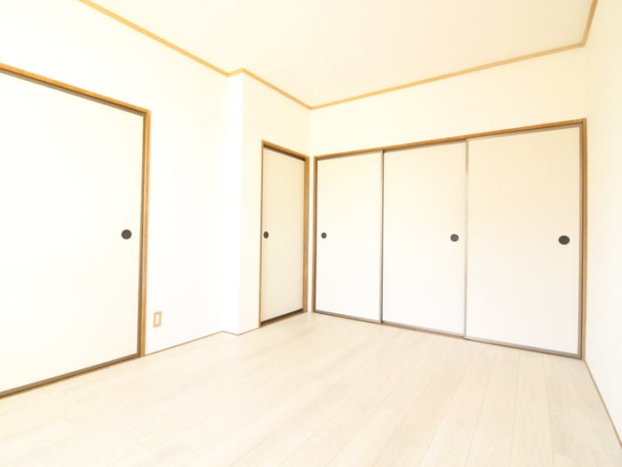 物件内観写真8　(居室)