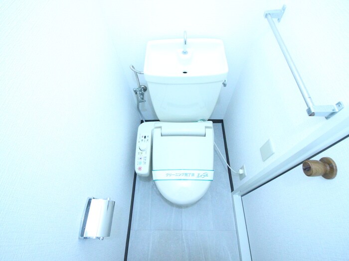 物件内観写真13　(トイレ)