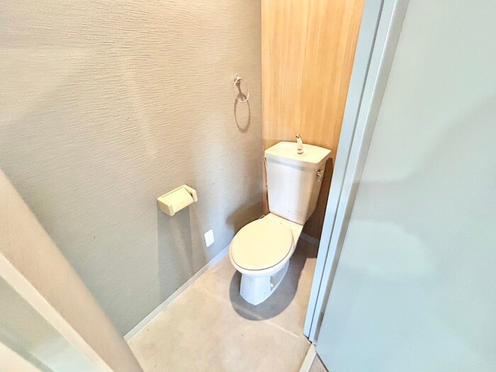 物件内観写真13　(トイレ)