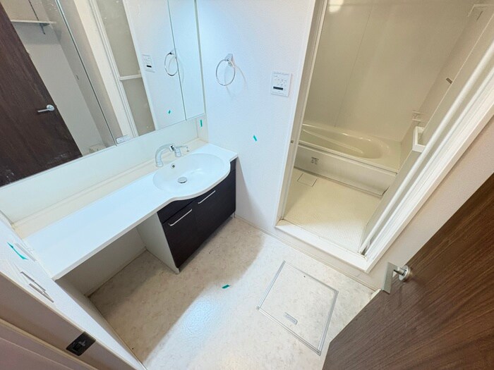 物件内観写真10　(洗面)