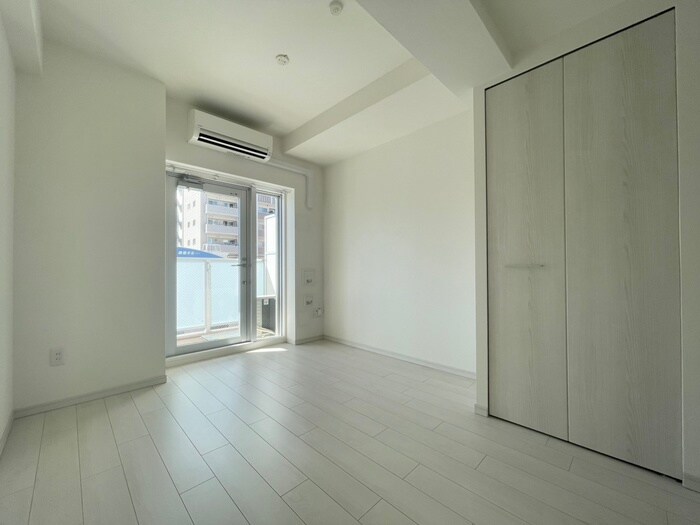 物件内観写真9　(居室)