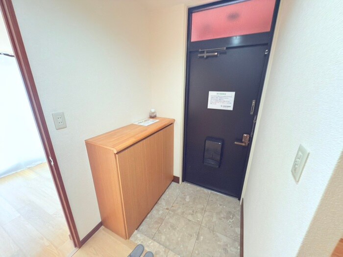 物件内観写真22　(玄関)